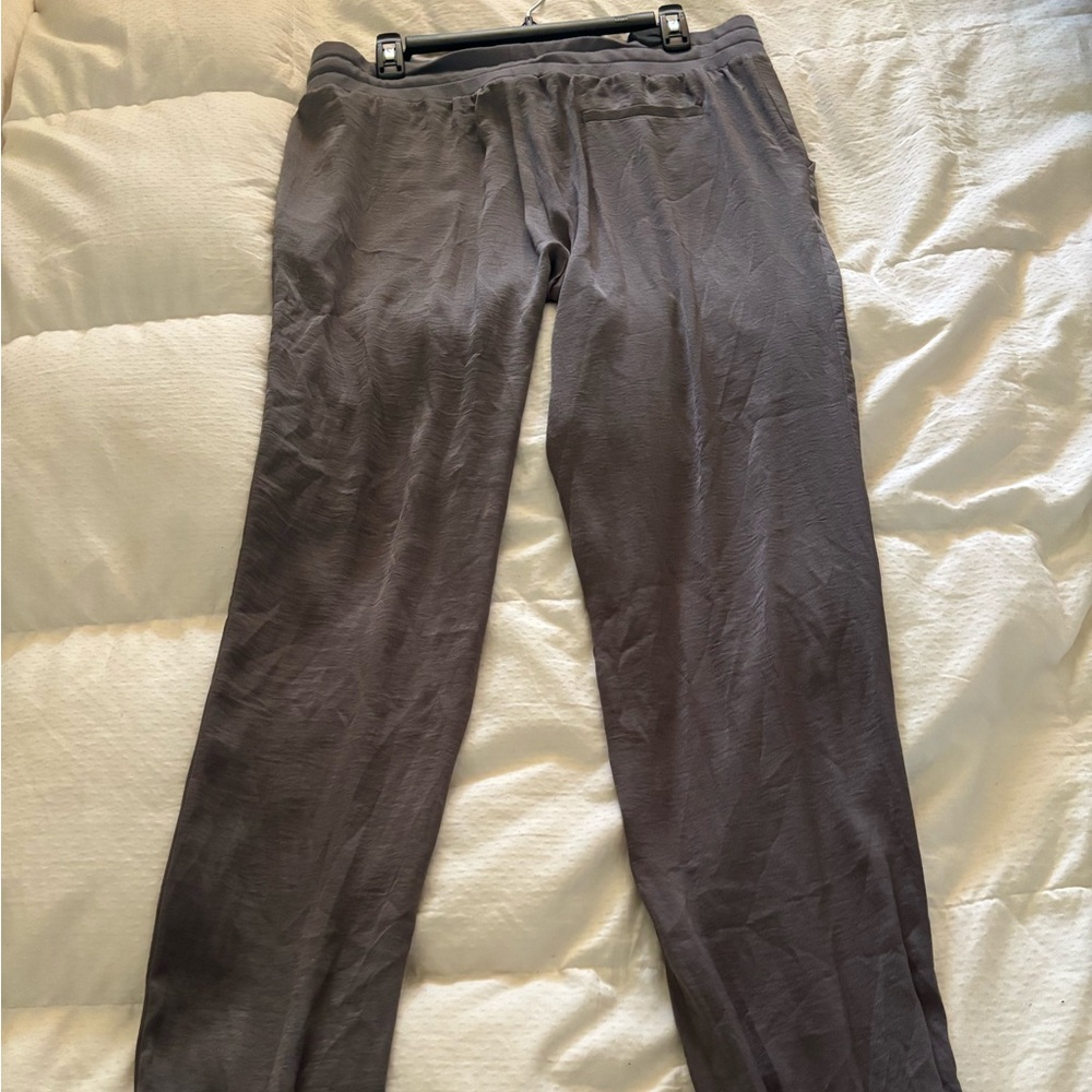 BCBG Gray Skinny Pants with Elastic Waistband